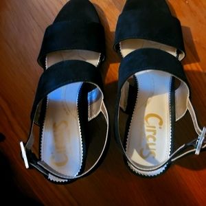 Circus thick heeled shoes